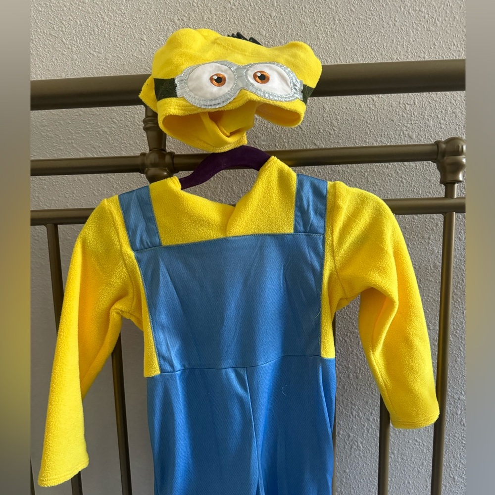 Infant/ Toddler  Minions Costume as: 12-24 months